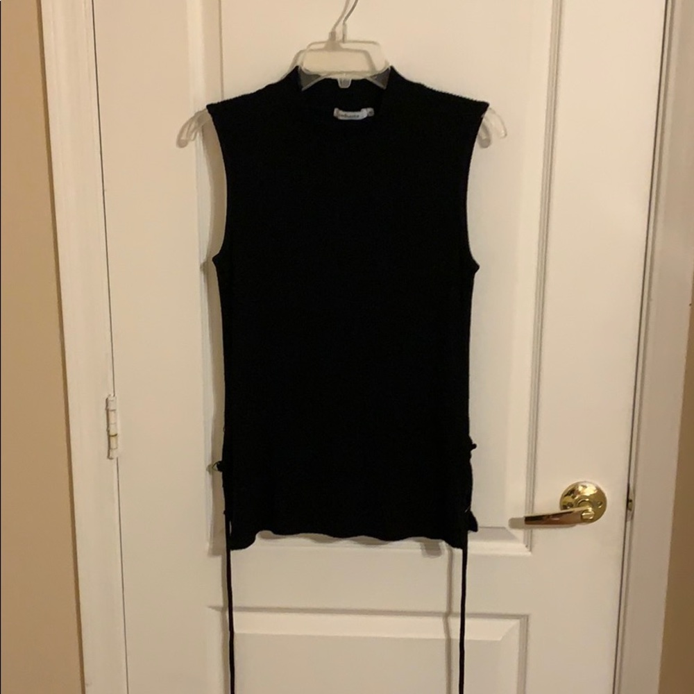 Redhaute Black Knitted Tank Top